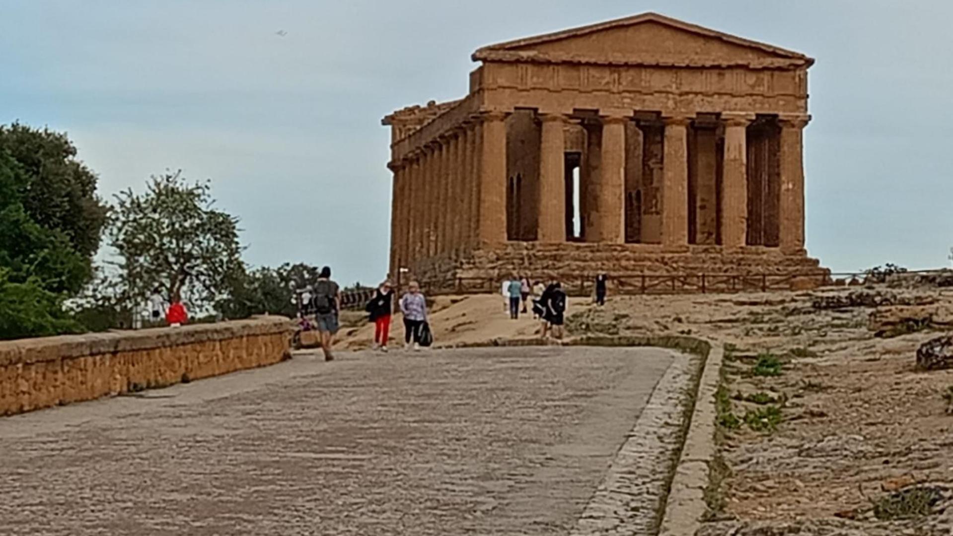 Capinera Bed and Breakfast Agrigento Buitenkant foto